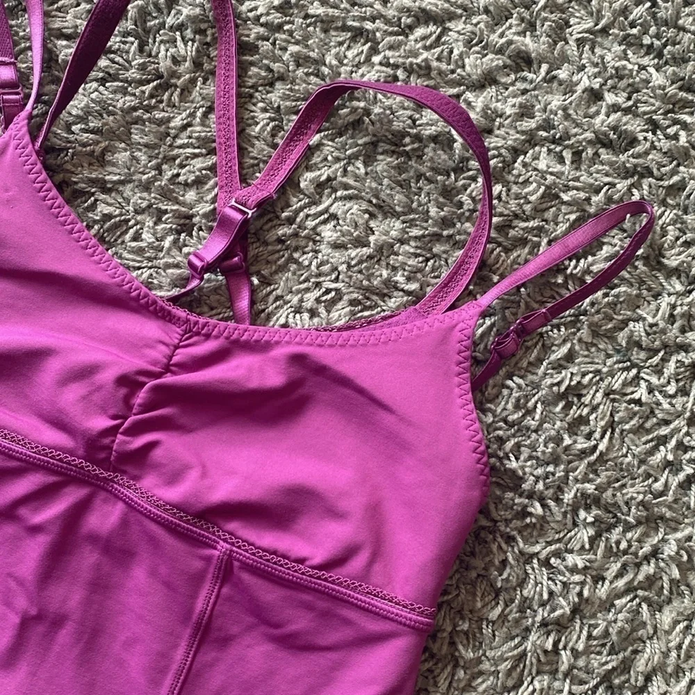 Lululemon WARRIOR 1 Purple Magenta workout tank top size 6